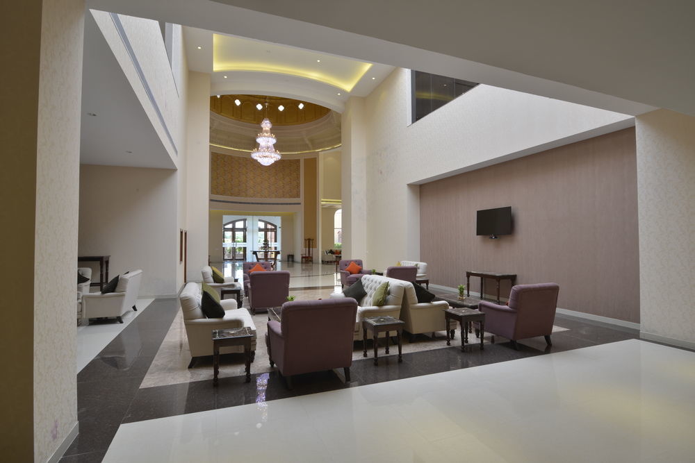 ออร์ชา พาเลซ แอนด์ คอนเวนชั่น เซ็นเตอร์ Hotel โอร์ชชา ภายนอก รูปภาพ